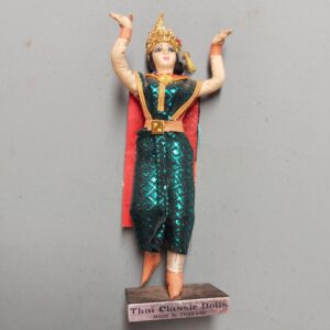 Pair of vintage dolls from Thailand